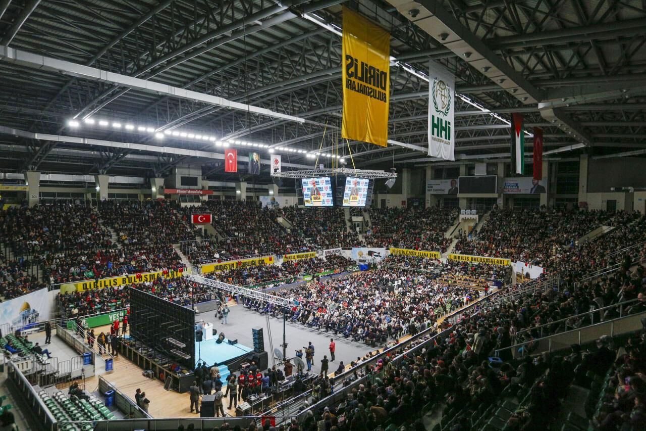 Binlerce kişi Diriliş Buluşmaları’nda Filistin için bir araya geldi