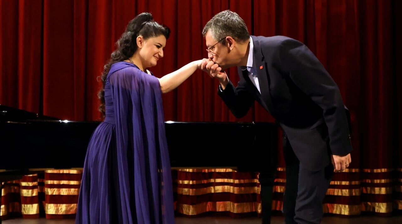 DEM Parti ile iç içe olan CHP yine ‘terör’ diyemedi