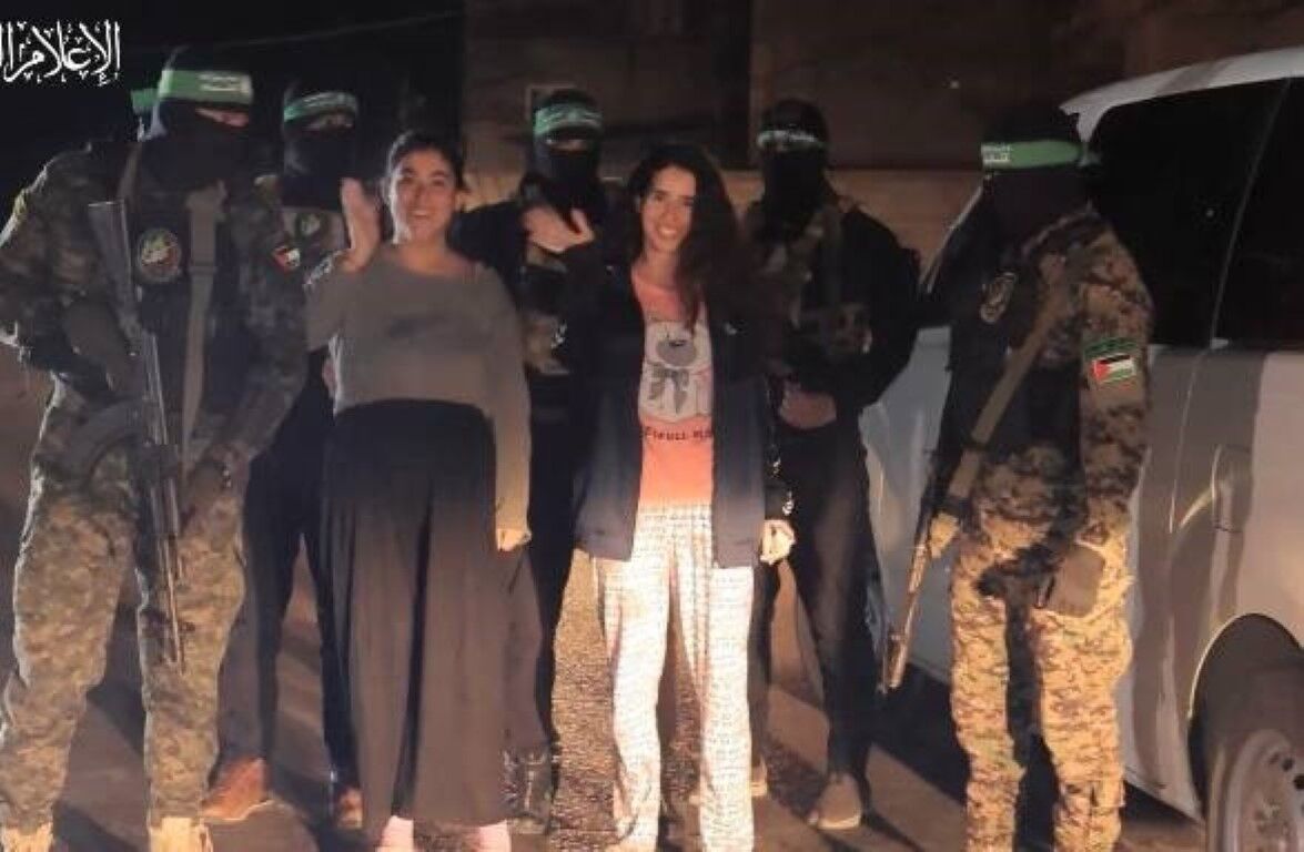 Hamas 8 esiri, İsrail 30 Filistinli tutukluyu serbest bıraktı