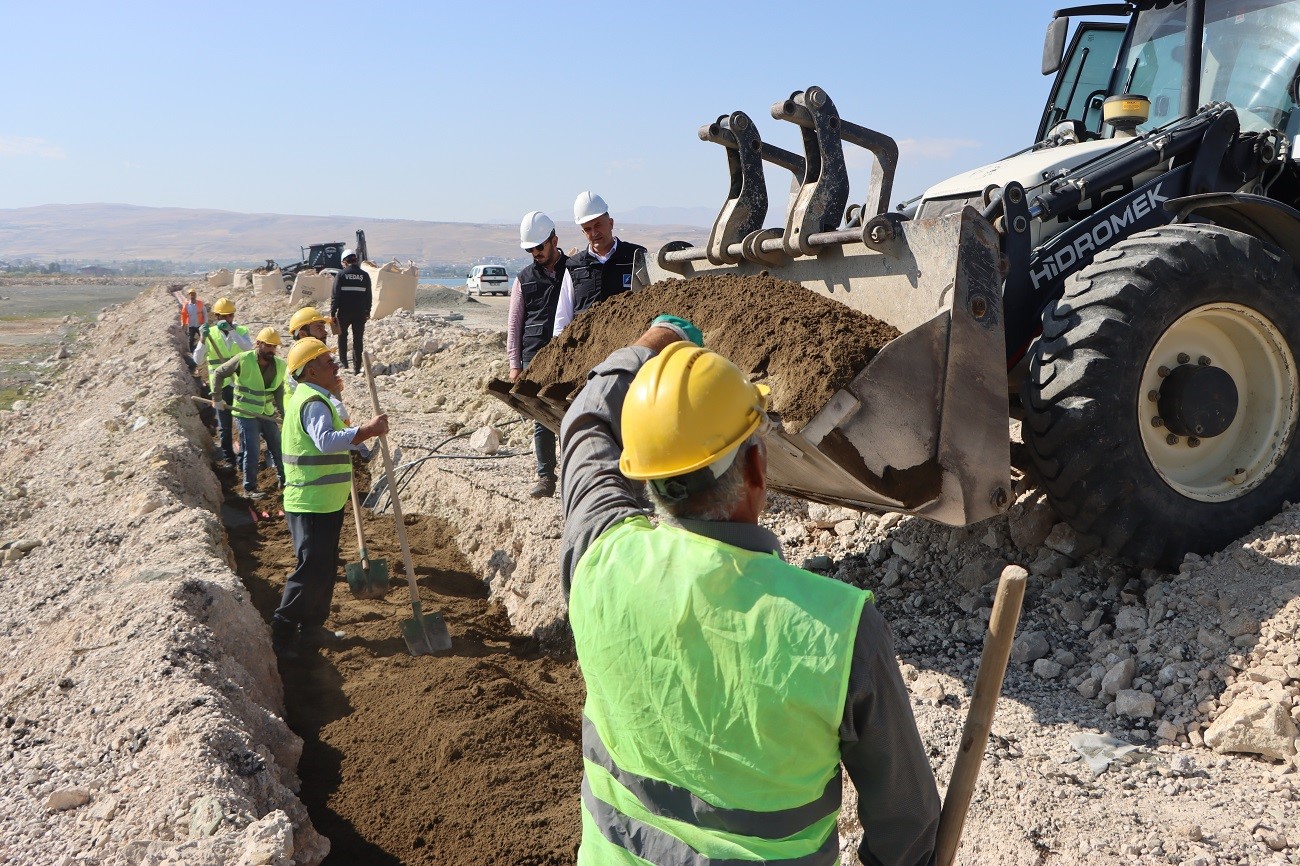 Sahil yolunda 50 milyon TL’lik ışıklandırma