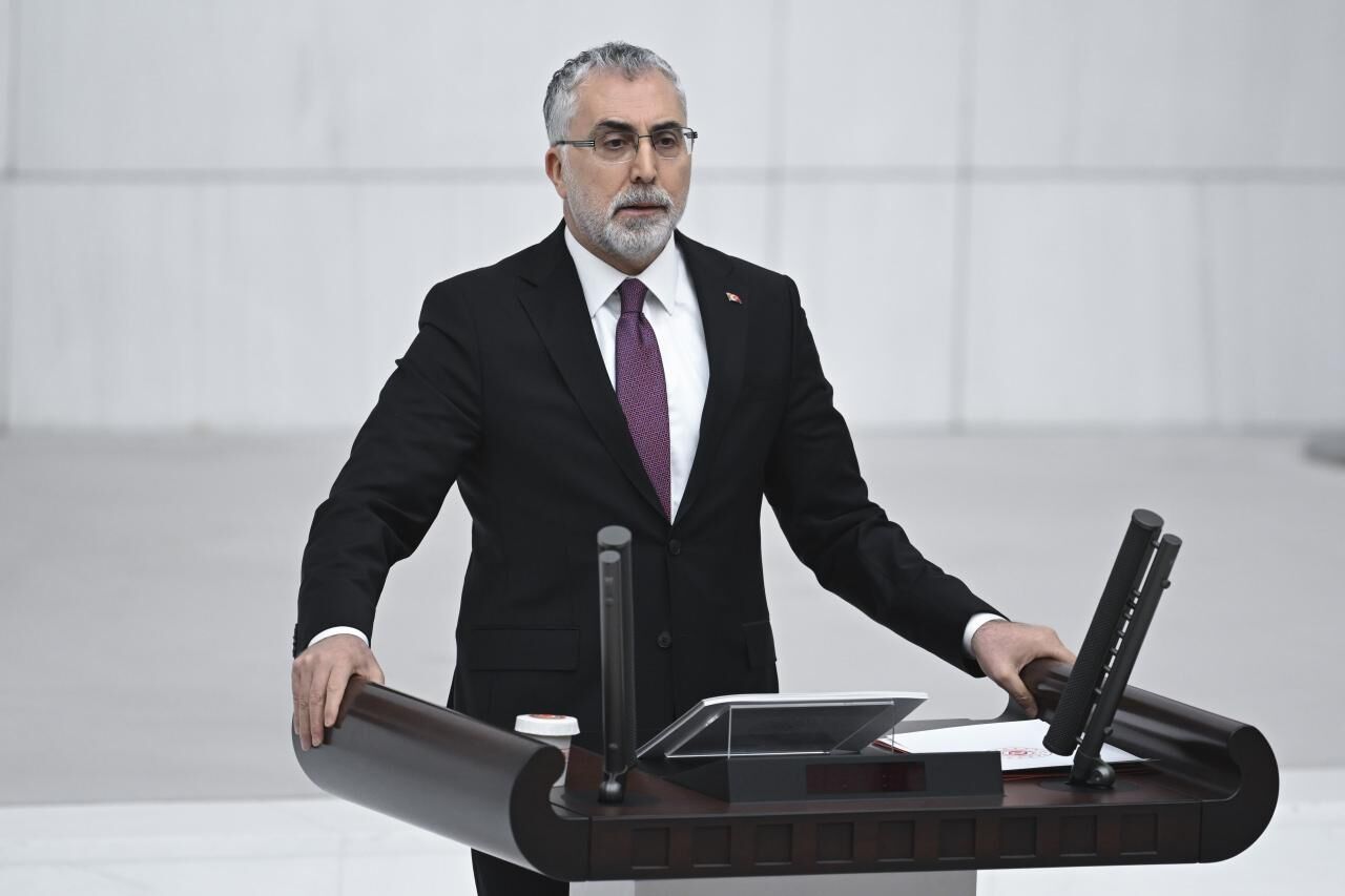 Bakan Işıkhan'dan son dakika asgari ücret ve emekli maaşı açıklaması