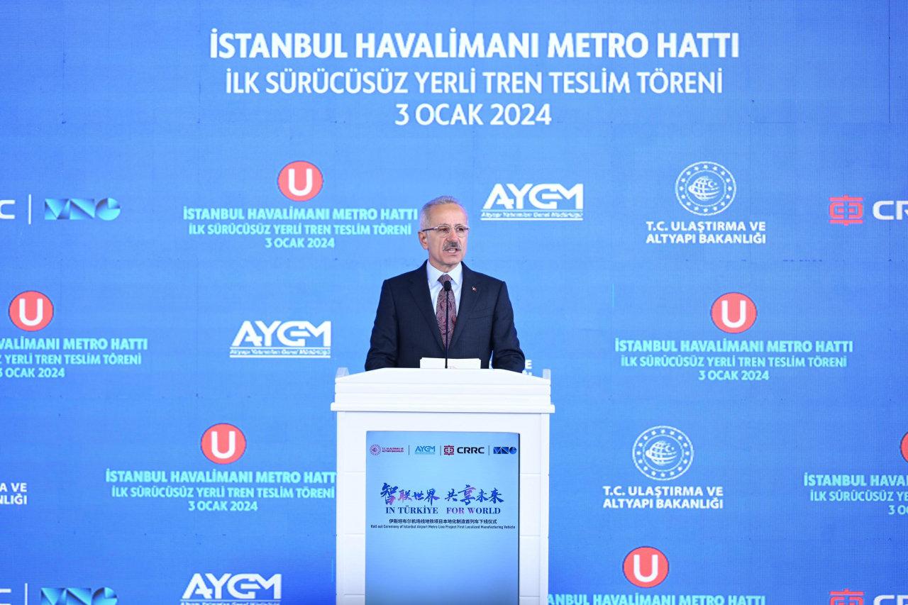 Sürücüsüz yerli tren seti raylara çıkmaya hazır