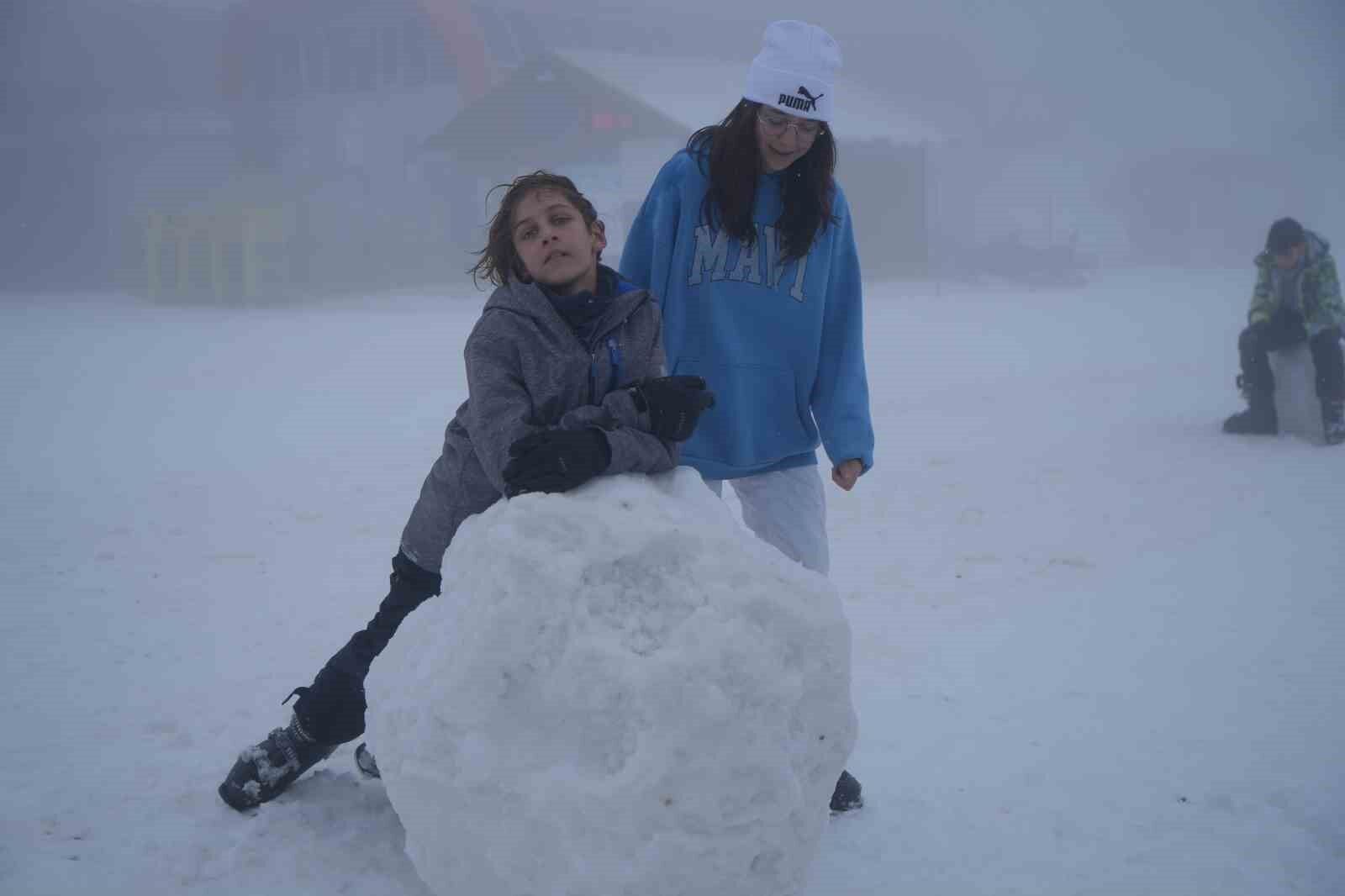 Kayak merkezinde sis görsel şölen oluşturdu