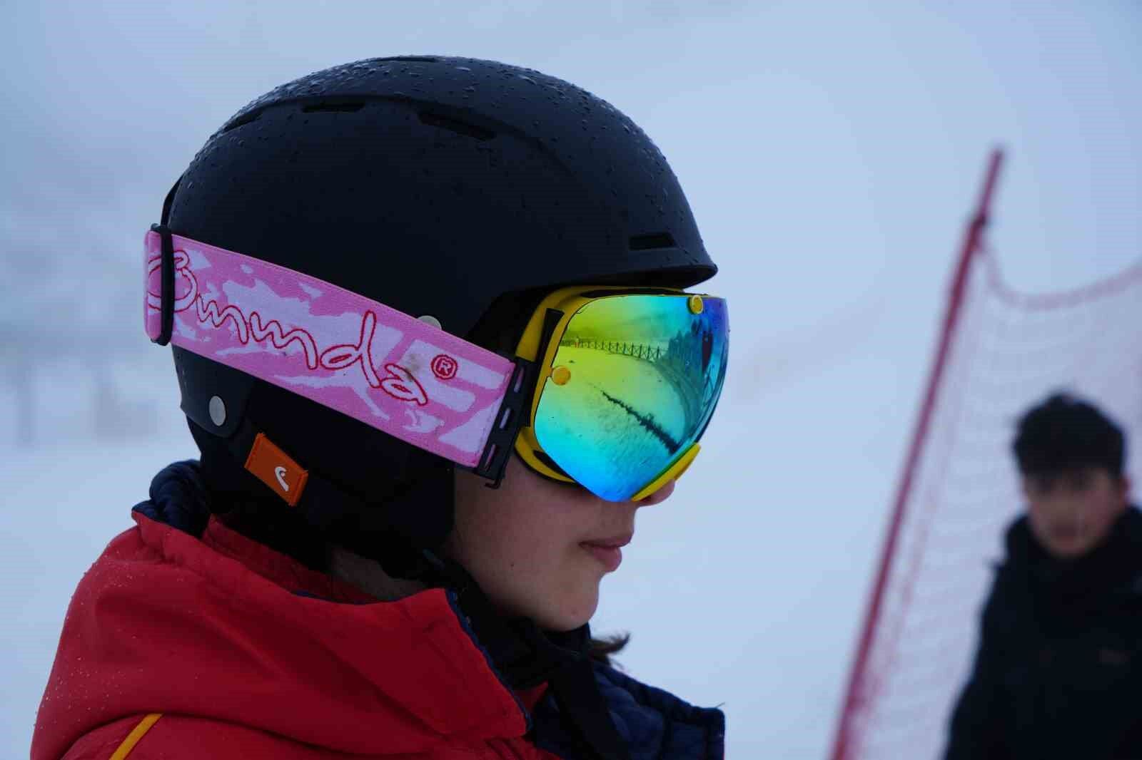 Kayak merkezinde sis görsel şölen oluşturdu