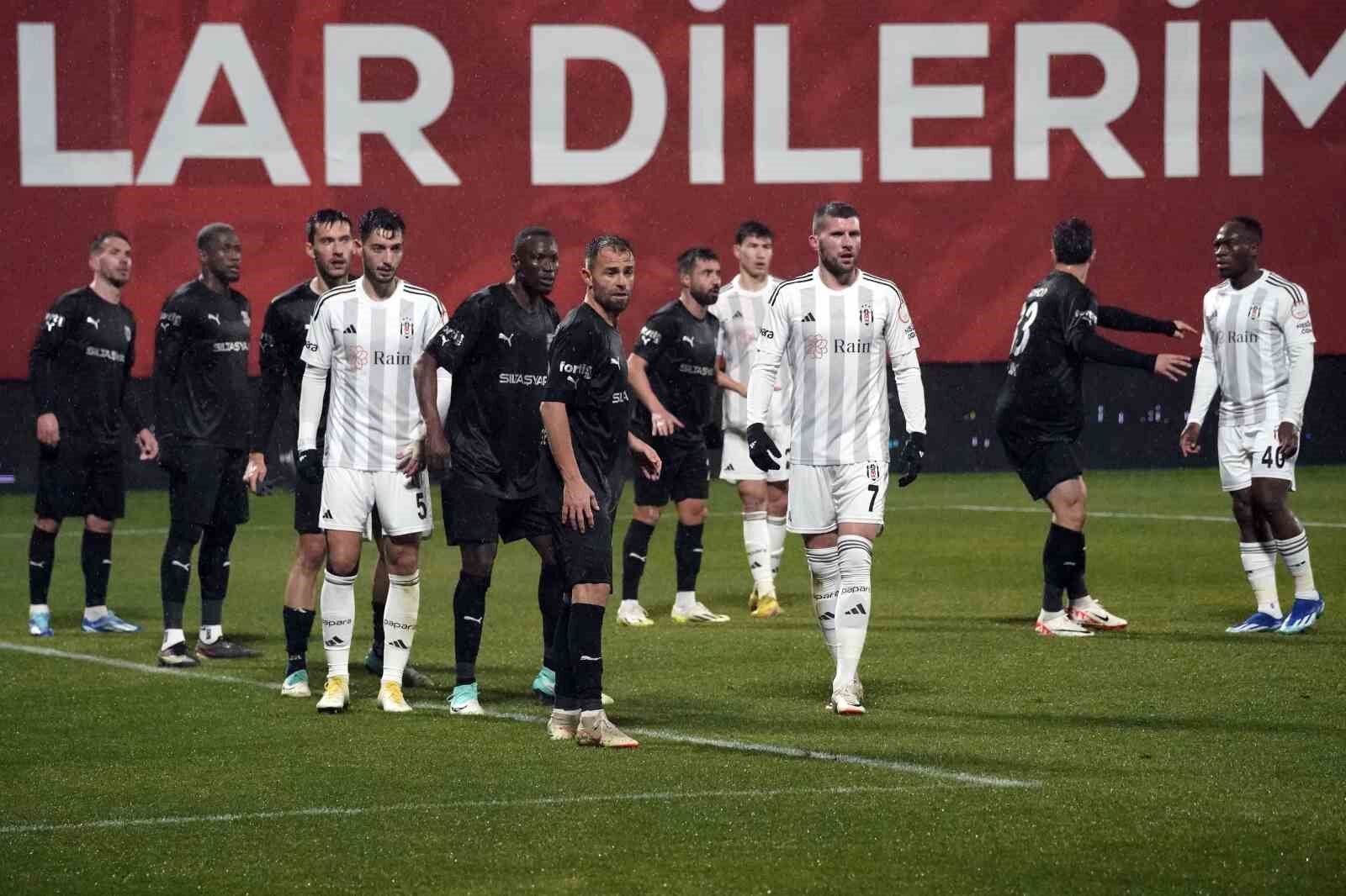 Trendyol Süper Lig: Pendikspor: 4 - Beşiktaş: 0 (Maç sonucu)