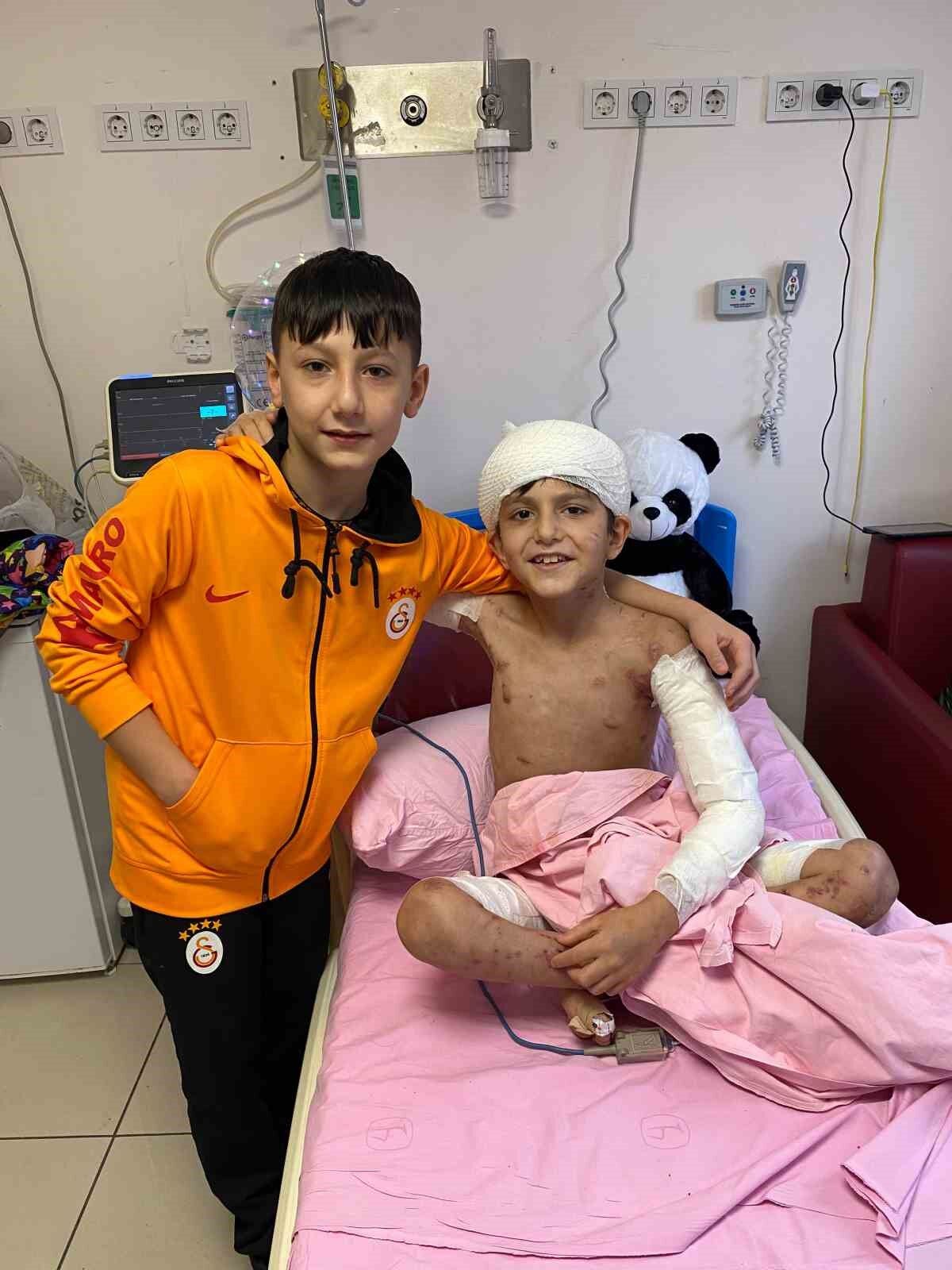 Ankara’da köpeklerin saldırısına uğrayan Tunahan’a doğum günü sürprizi