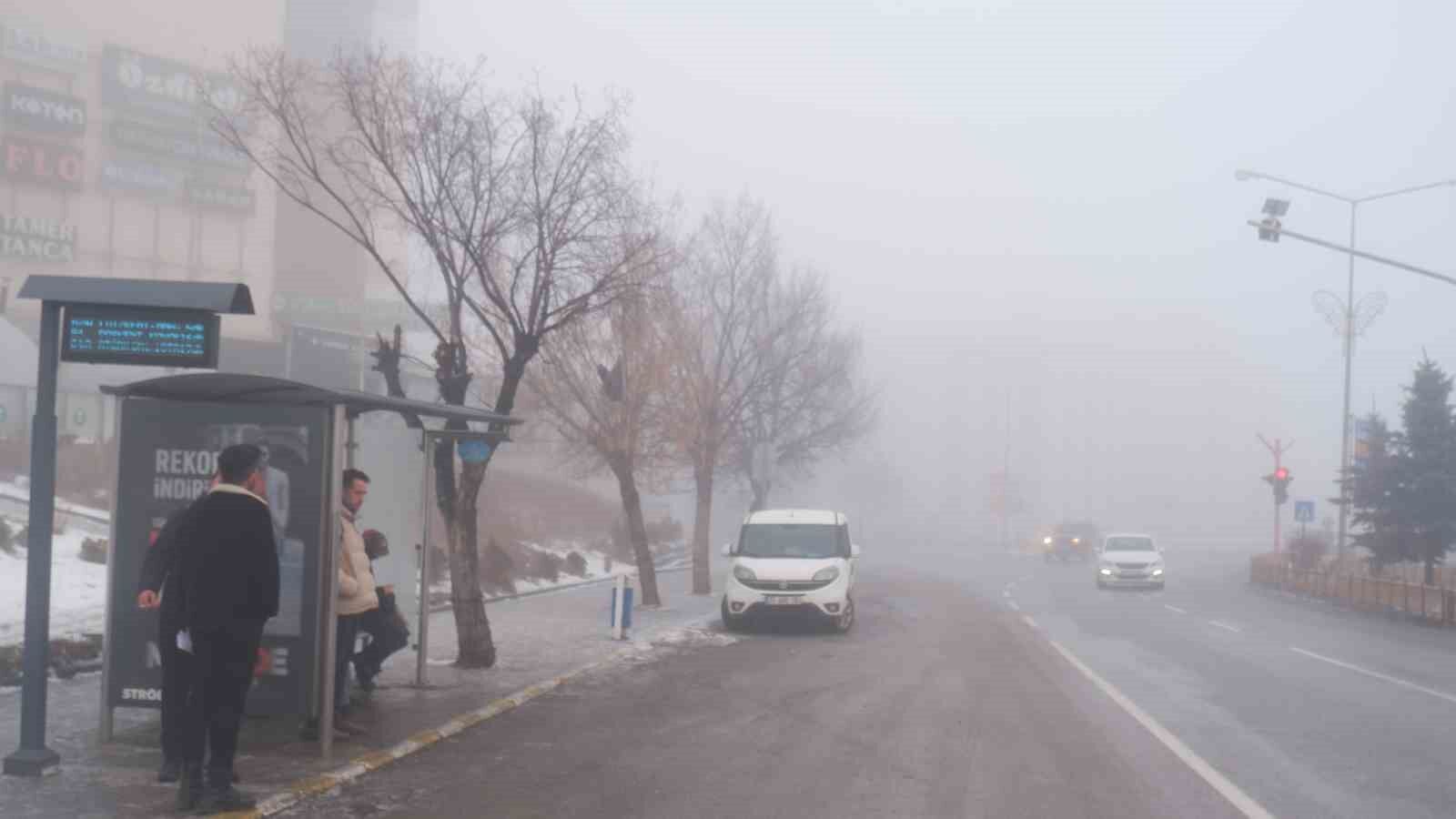 Erzurum sis altında