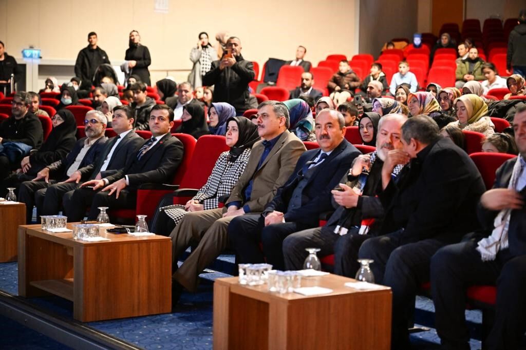 Mısralar Kudüs’ün sesi oldu