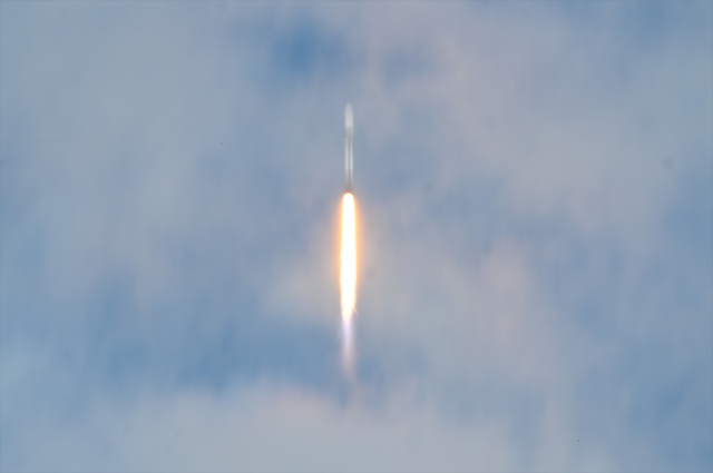 İlk Türk Astronot Alper Gezeravcı'nın uzaya fırlatıldığı anlar