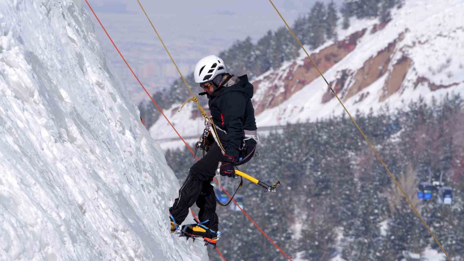 Palandöken’de buz tırmanışı nefesleri kesiyor