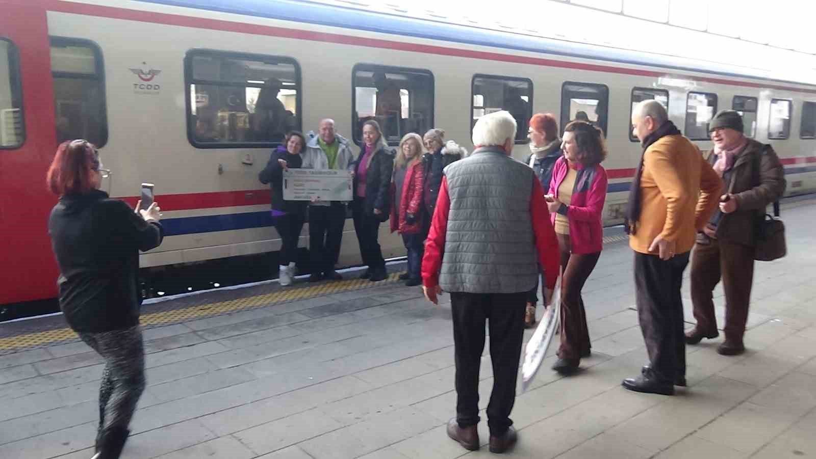 Doğu Ekspresi’ne yoğun ilgi sürüyor