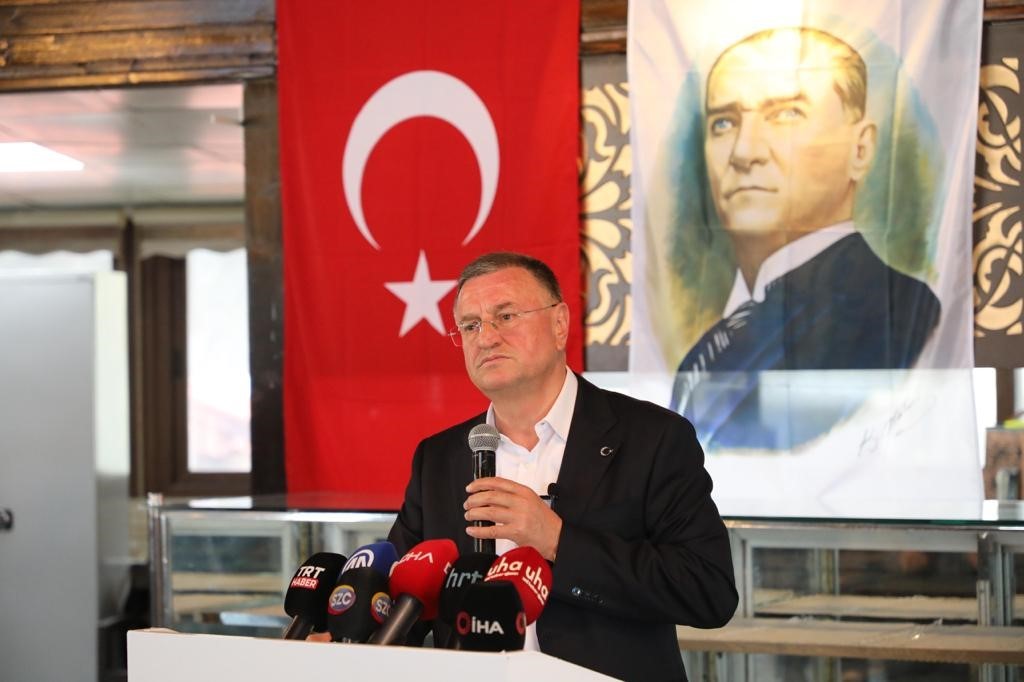 Hatay Büyükşehir Belediye Başkanı Savaş: 