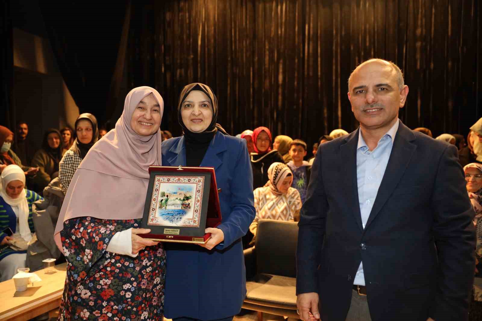 Saliha Erdim’e ilgi