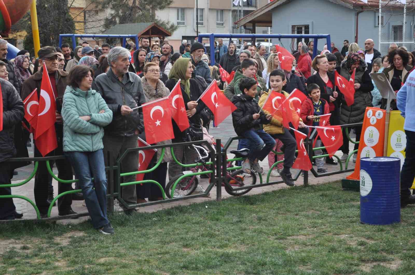 Güllük Belde Evi’nin açılışı yoğun katılımla gerçekleştirildi
