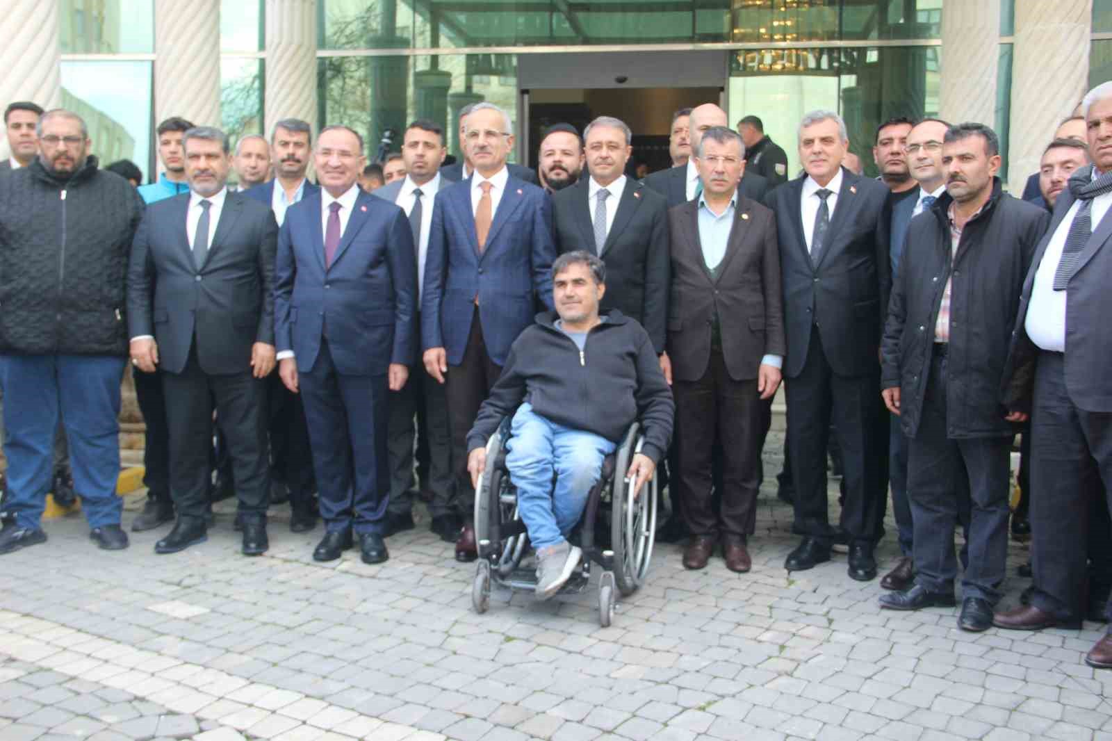 Bakan Uraloğlu Şanlıurfa’ya müjdeleri sıraladı
