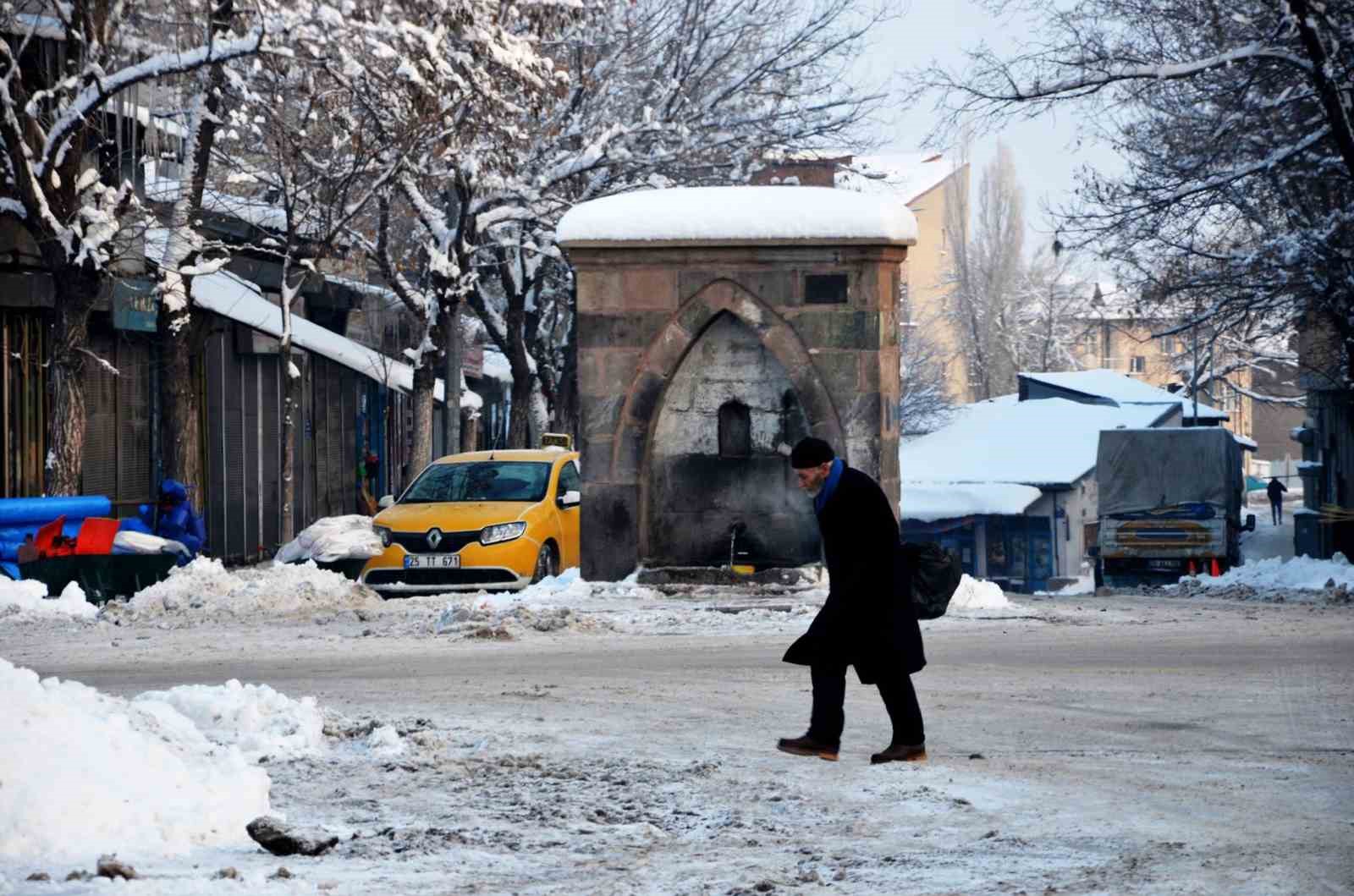 Erzurum’da kutupları aratmayan görüntüler