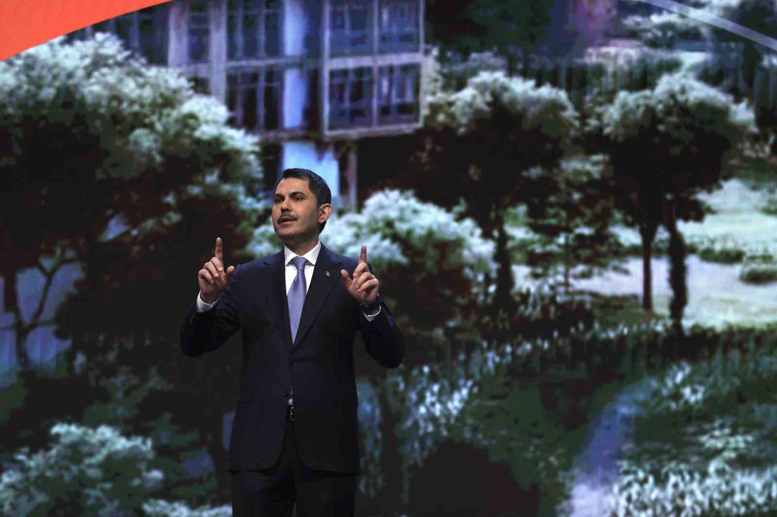 Sanatçı Orhan Gencebay, İstanbul Büyükşehir Belediye Başkan Adayı Murat Kurum’a özel şarkı besteledi