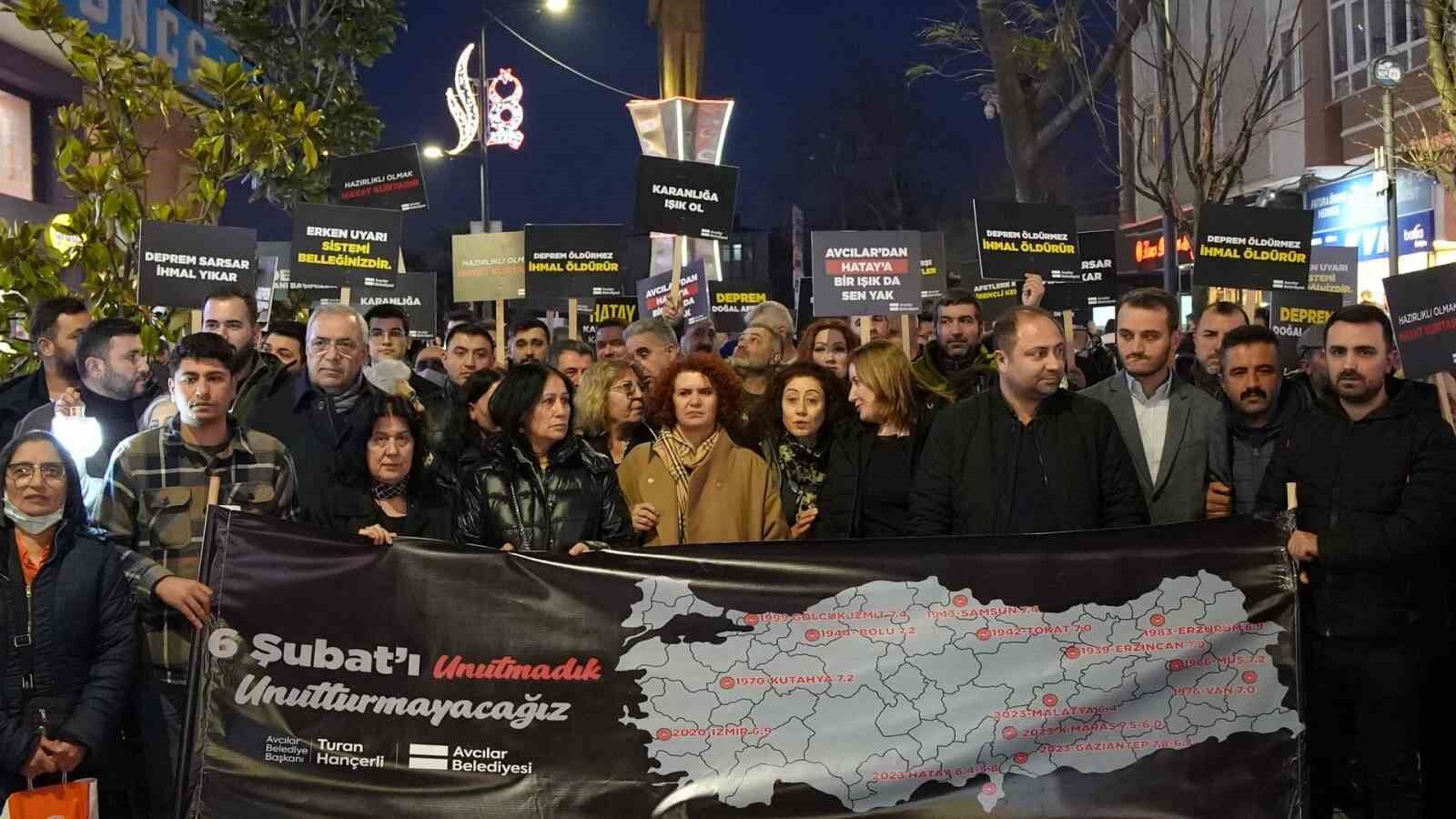 6 Şubat depremlerinde hayatını kaybedenler Avcılar’da anıldı