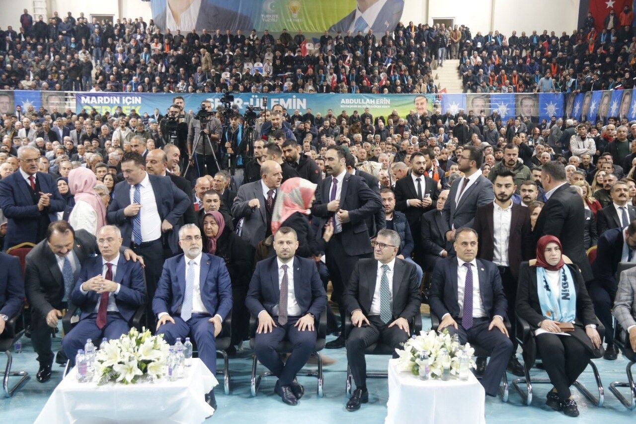 AK Parti, Mardin’de belediye başkan adaylarını tanıttı