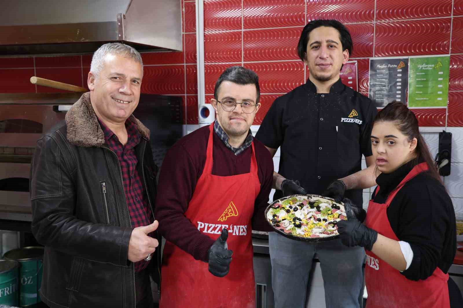 Down sendromlu çocuklar mutfağa girdi, hünerleri ile göz doldurdu