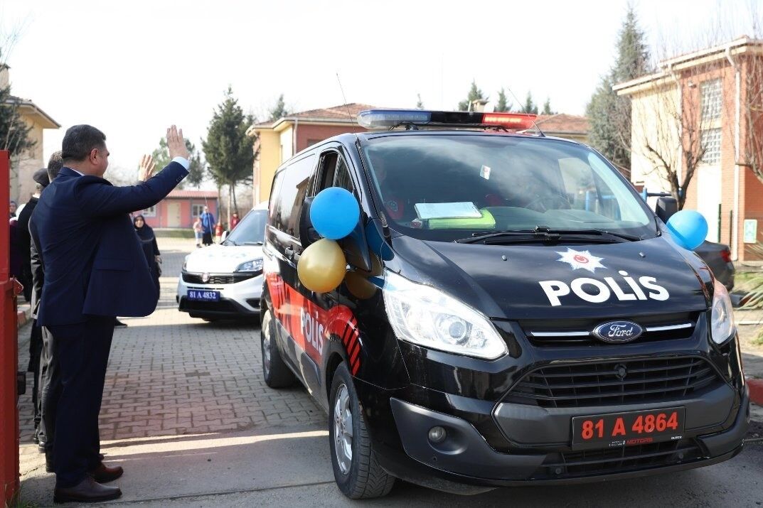 Çocuk evlerinde kalan çocuklar sünnet oldu