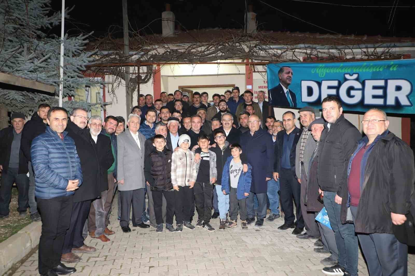 Uluçay: “Boş vaatlerle karşınıza çıkmadık, yapacağız dediğimiz ne varsa yaptık”