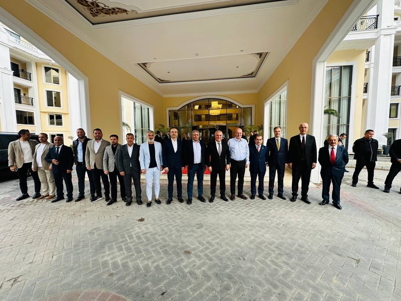 ALTSO Başkan’ı Erdem’den, Cumhurbaşkanı Yardımcısı Cevdet Yılmaz’a Alanya brifingi