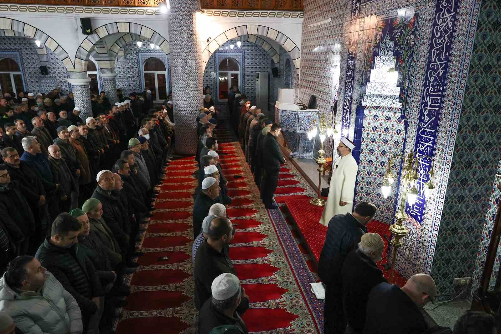 Diyanet İşleri Başkanı Erbaş: “İbadetler daha iyi insan yapmanın vasıtasıdır”