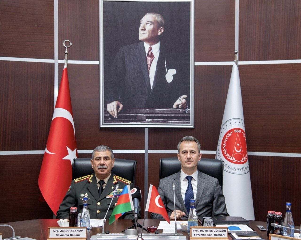 Savunma Sanayii Başkanı Görgün, Azerbaycan Savunma Bakanı Hasanov ile görüştü