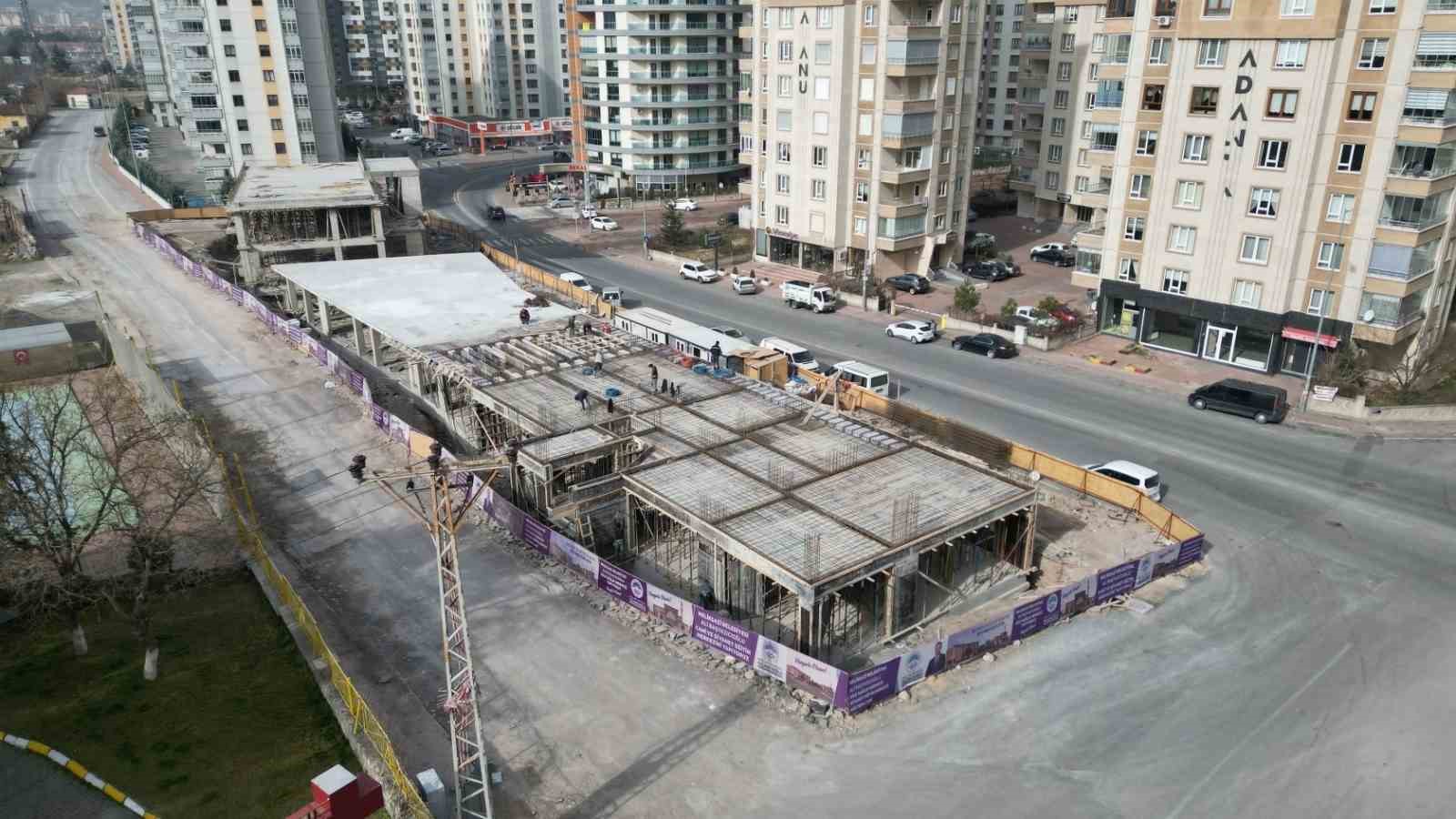 Gültepe’nin cami, Kur’an kursu ve aile sağlığı merkezi hızla yükseliyor