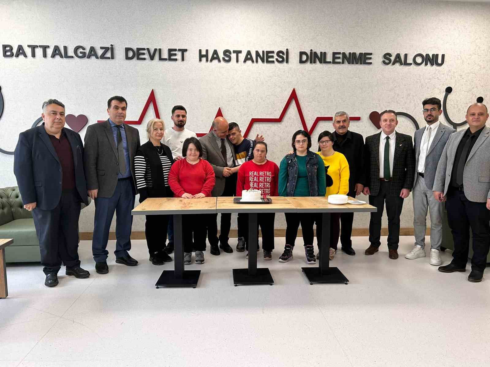 Bir günlüğüne doktor oldular, ortaya renkli görüntüler çıktı