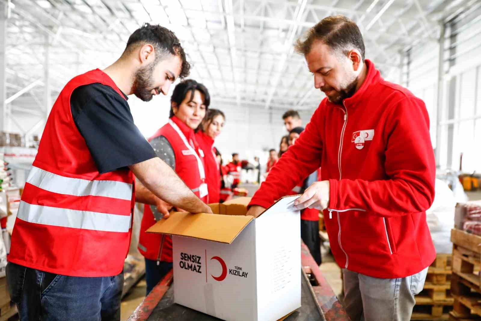 Kızılay Ramazan’da milyonlara ulaşıyor