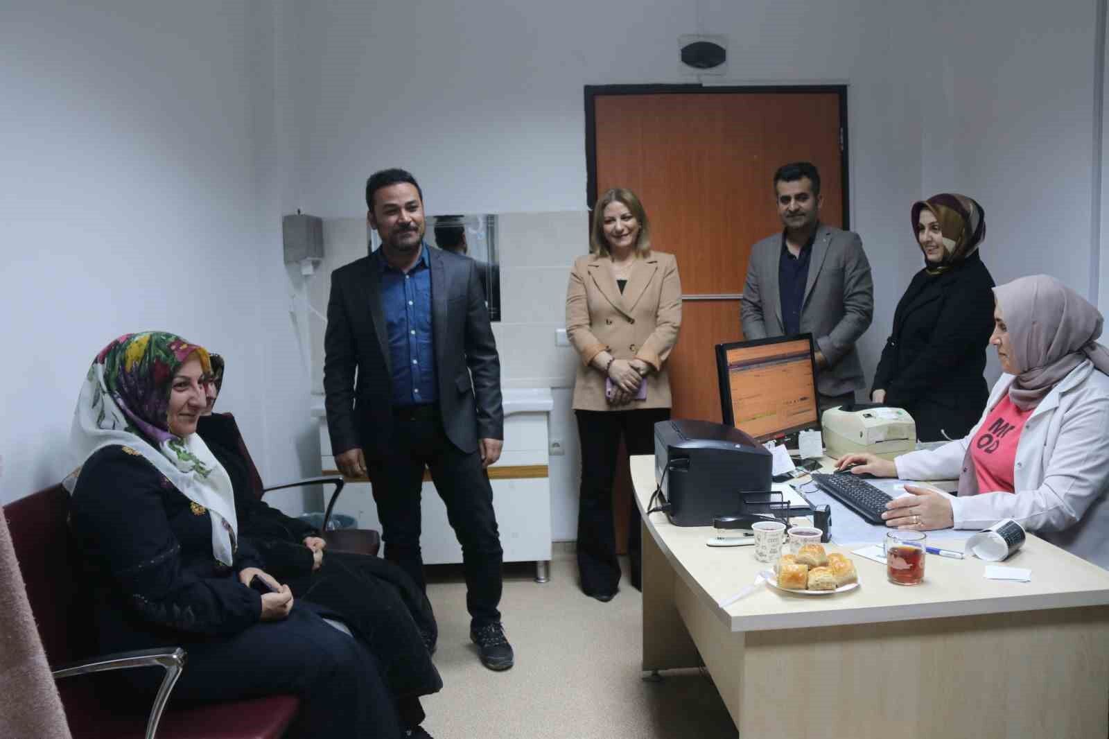 Bitlis Devlet Hastanesinde Ramazan mesaisi