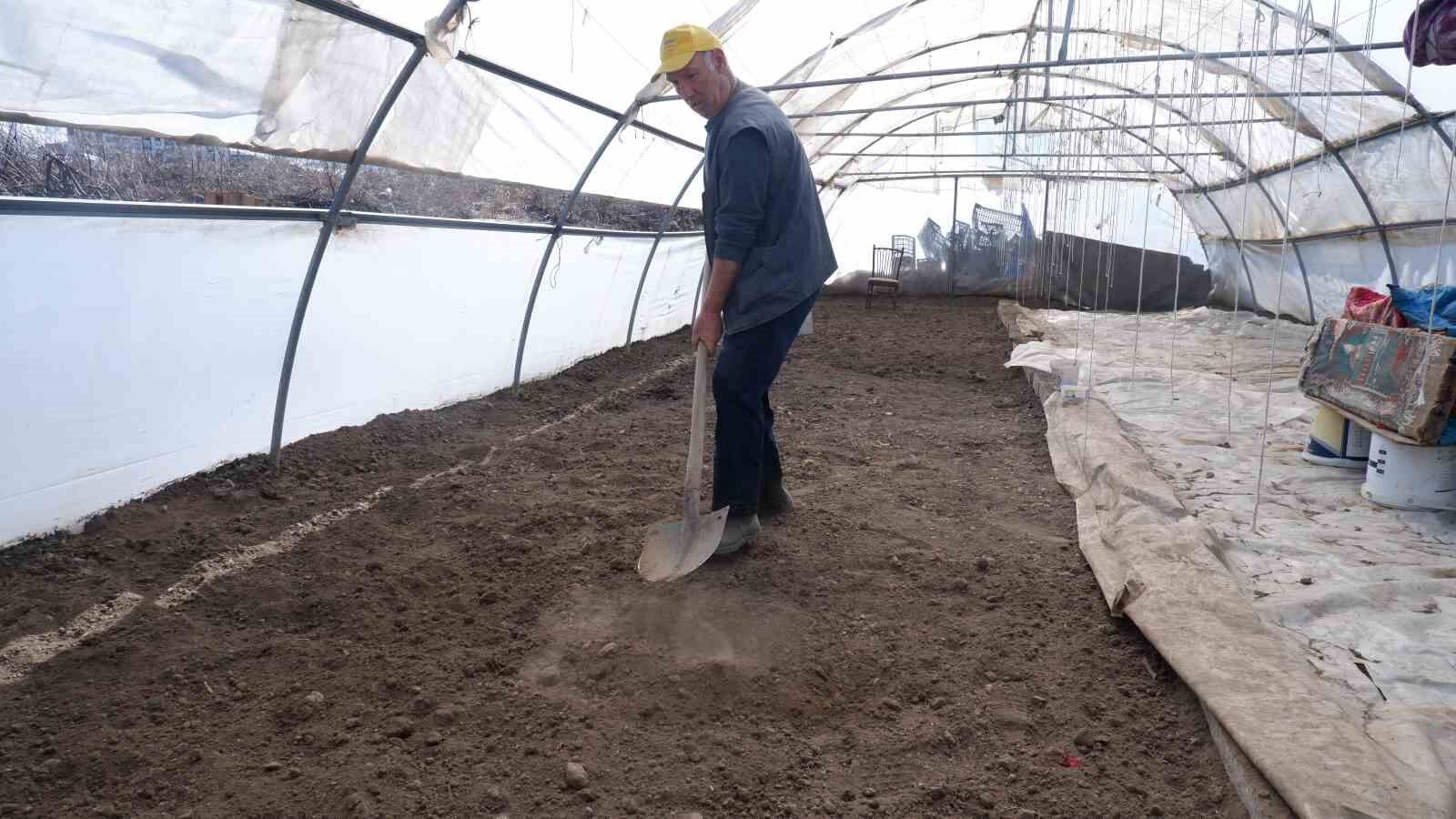 Ekim alanlarının azalması üreticileri endişelendiriyor