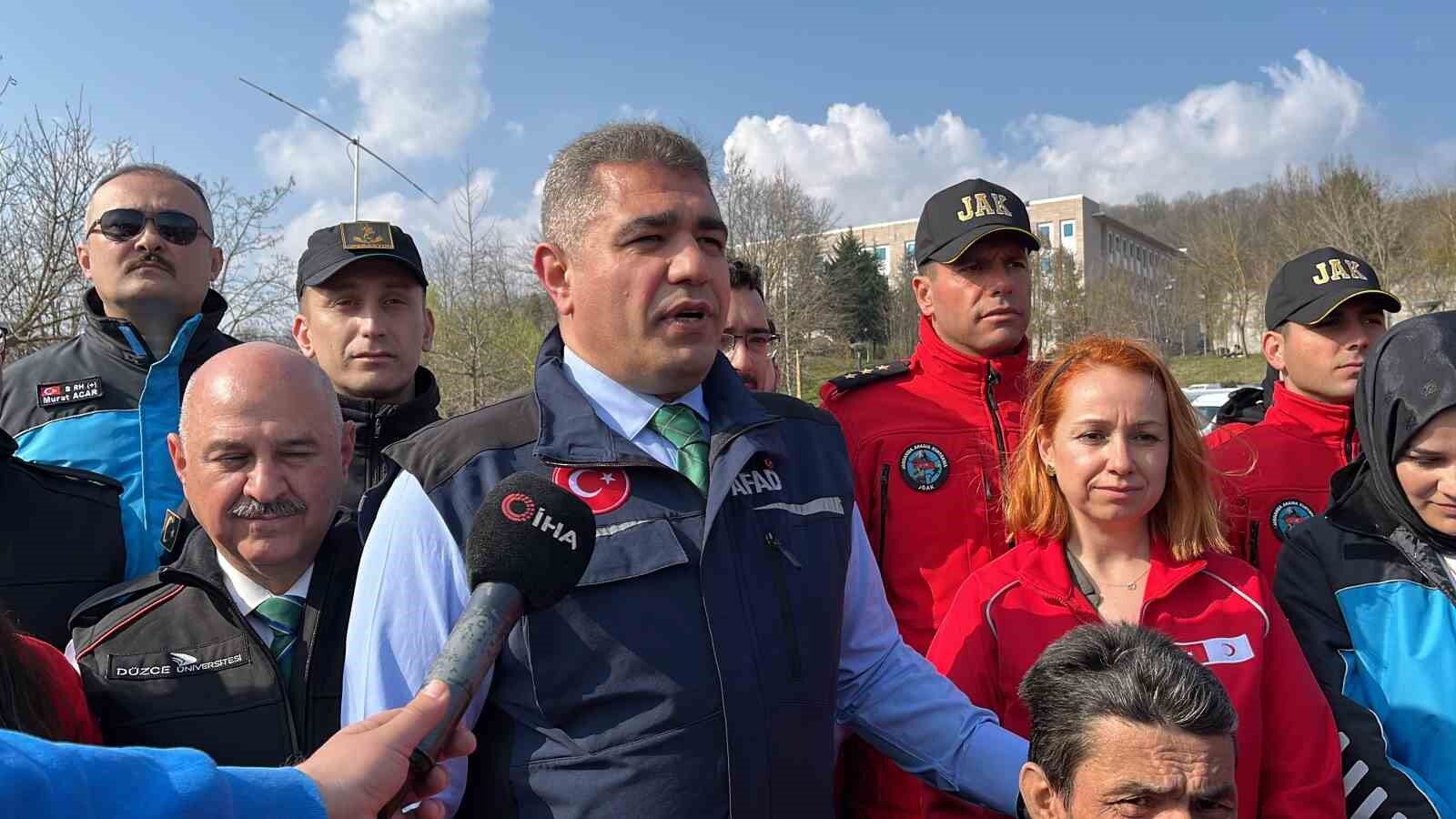 Öğrenciler afete hazırlanıyor