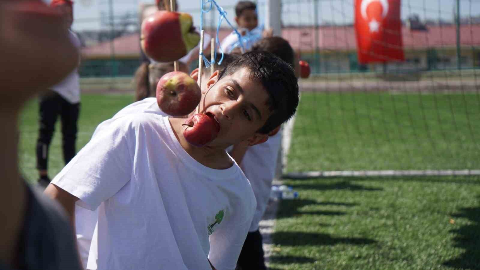 Şehit Kamil’in çocukları, 23 Nisan coşkusunu doyasıya yaşayacak