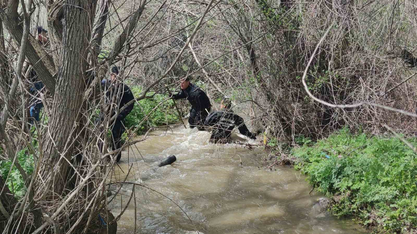 Van’da dereye düşen 3 yaşındaki çocuk öldü