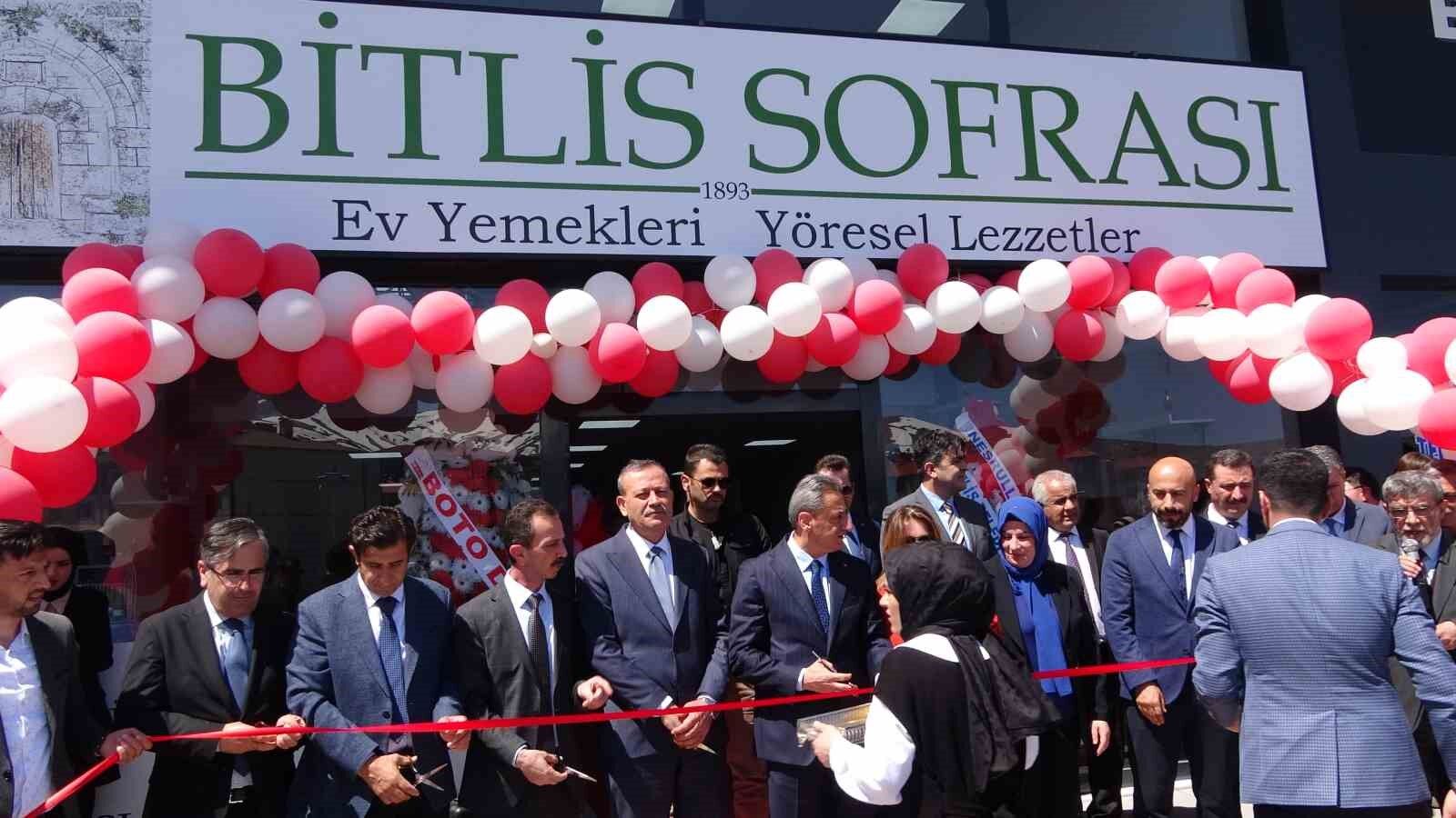 Bitlis’te 7 girişimci kadın kooperatif açtı