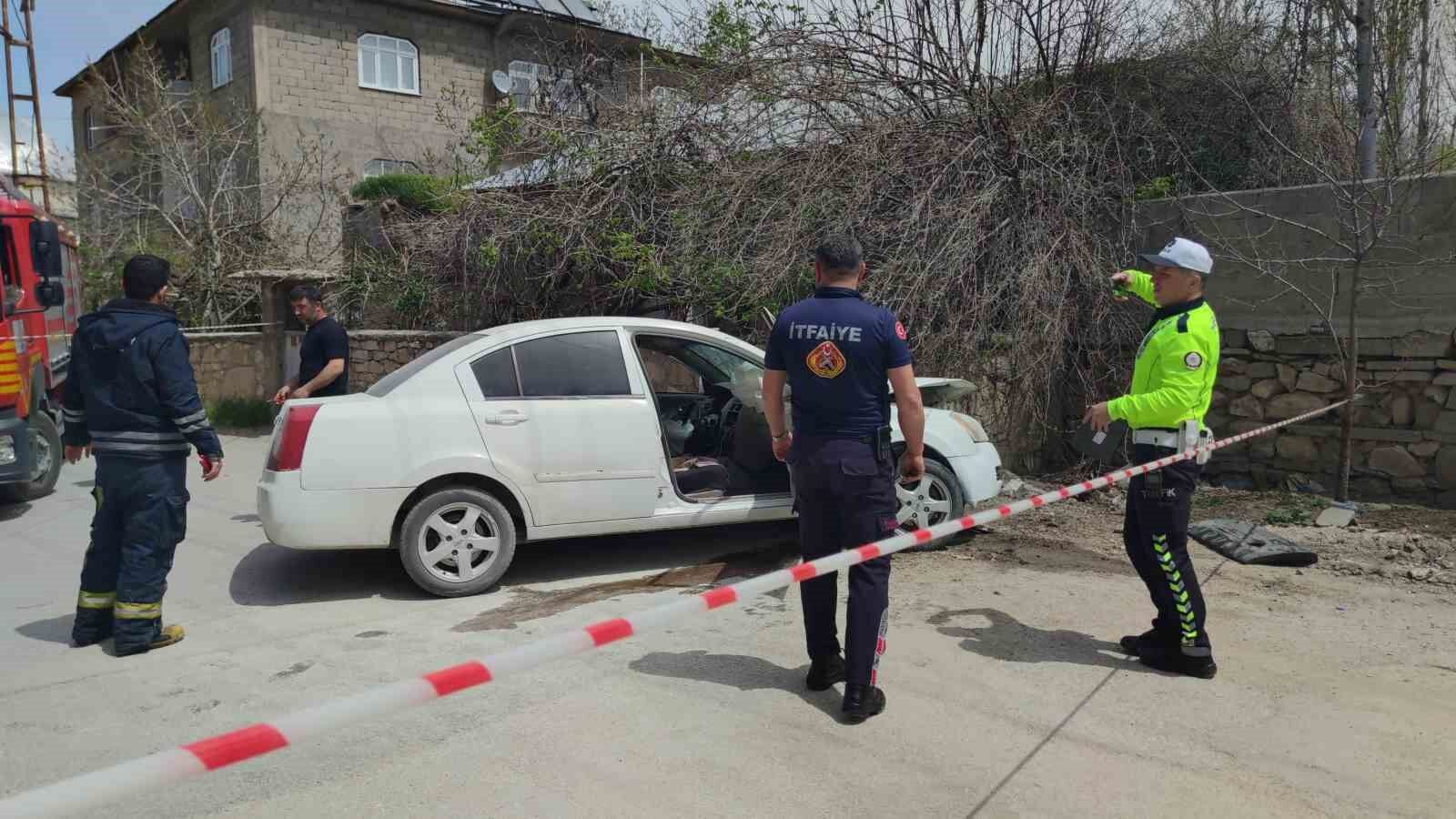 Van’da trafik kazası: 3 yaralı