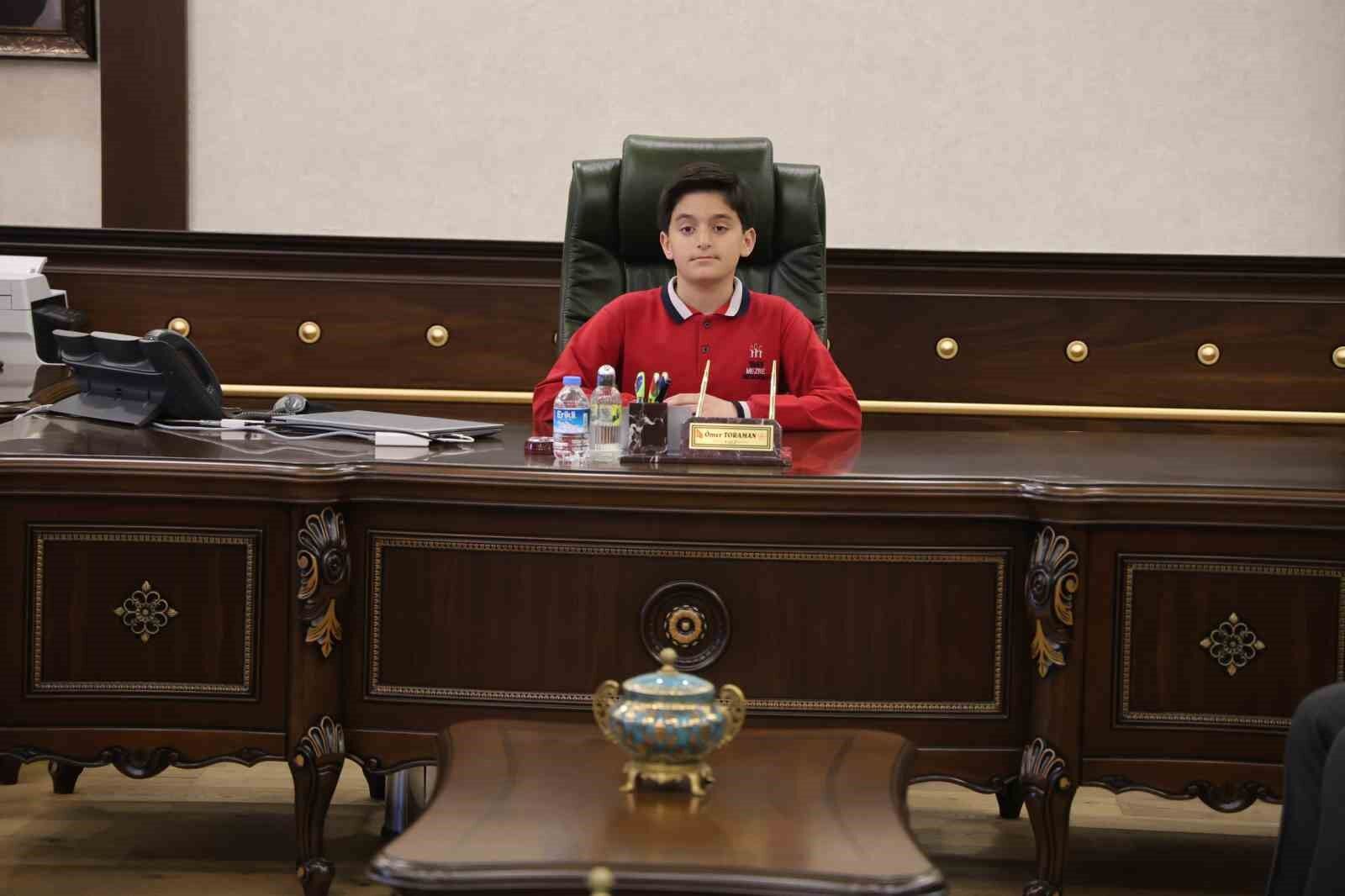 Vali koltuğuna oturdu, ilk icraatlarından birisi deprem ve yapı stoku oldu