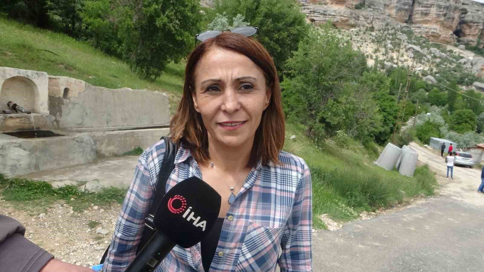 2 bin yıllık kaya mezarları görenleri şaşırtıyor
