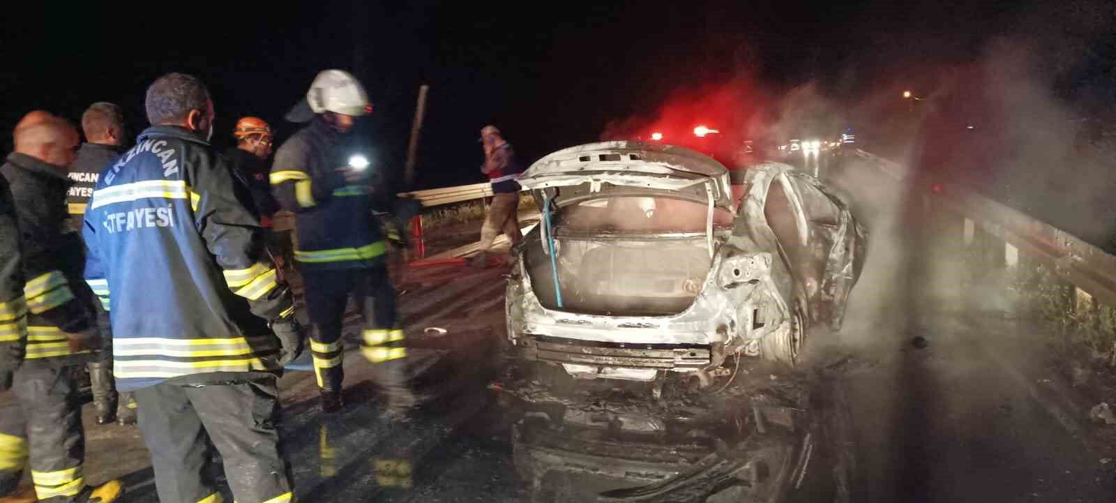 Erzincan’da 1 kişi yanan araçta can verdi