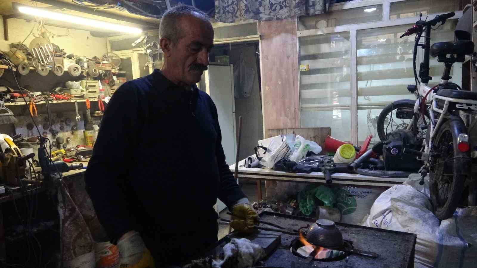 Van’da unutulmaya yüz tutmuş kalaycılık mesleğinin son temsilcisi