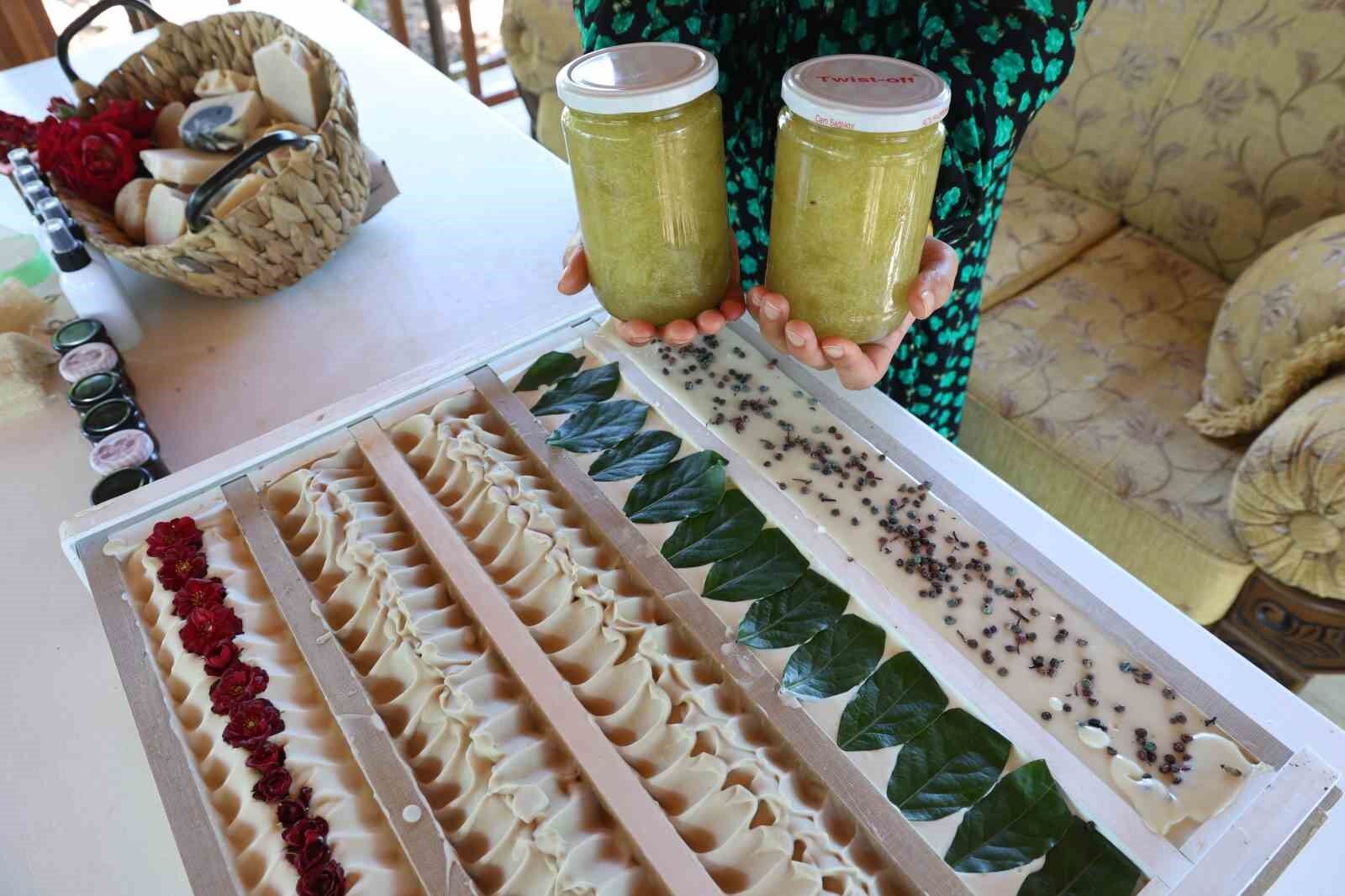 Hobi olarak başladı şimdi 45 çeşit sabun üretiyor