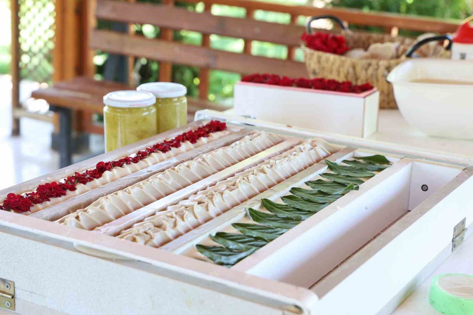 Hobi olarak başladı şimdi 45 çeşit sabun üretiyor