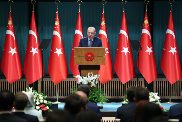 Cumhurbaşkanı Erdoğan: Emeklilerin Kurban Bayramı ikramiyeleri 10-14 Haziran'da yatırılacak