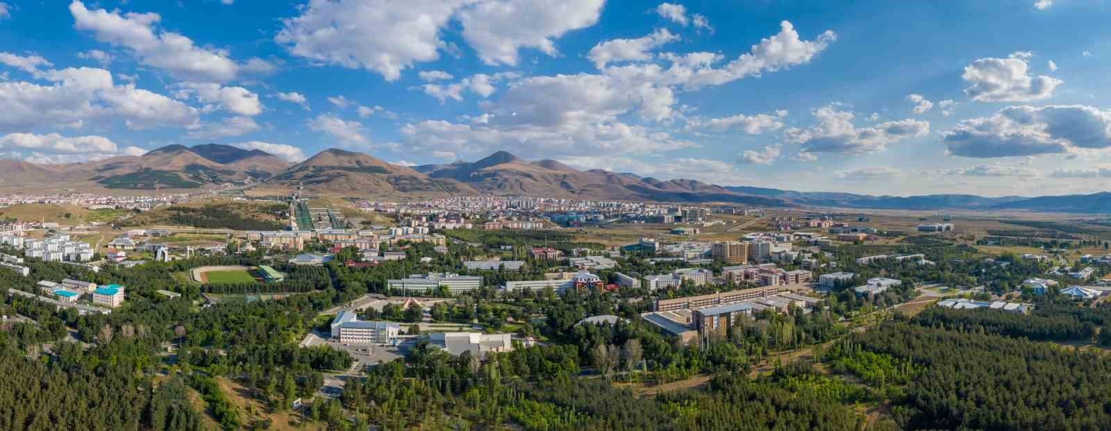 Diplomalarda artık yeterlilik logosu yer alacak