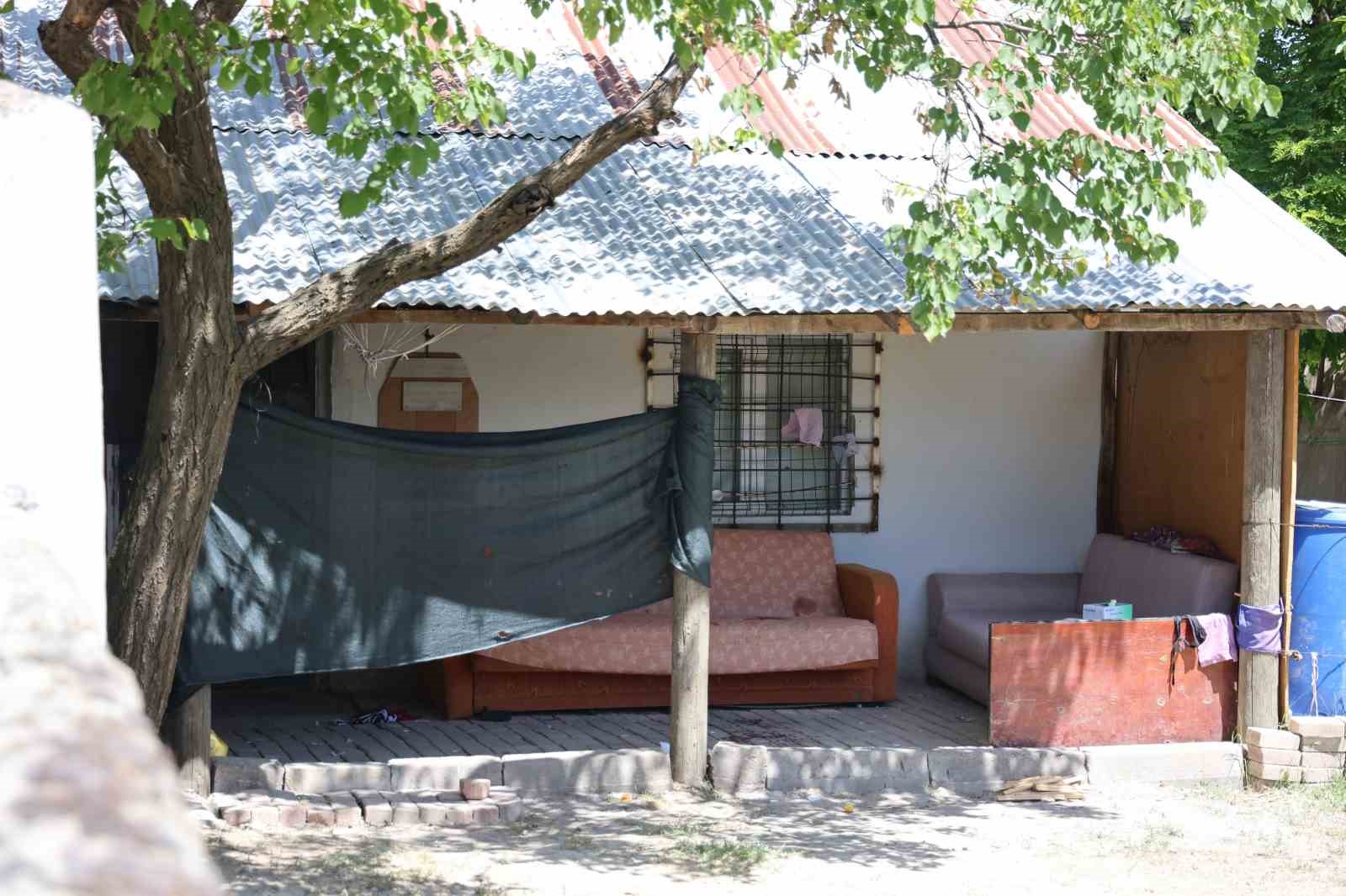 Önce kız arkadaşını öldürdü, ardından intihar etti