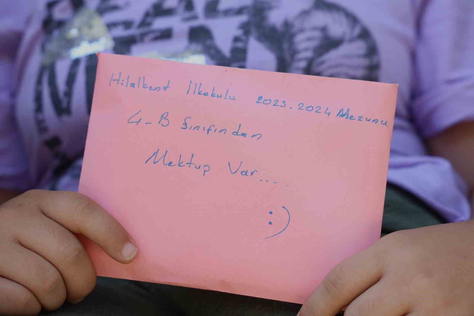 İlkokul öğrencilerinden anlamlı davranış: Mezuniyet balosu yerine arkadaşlarını sevindirdiler