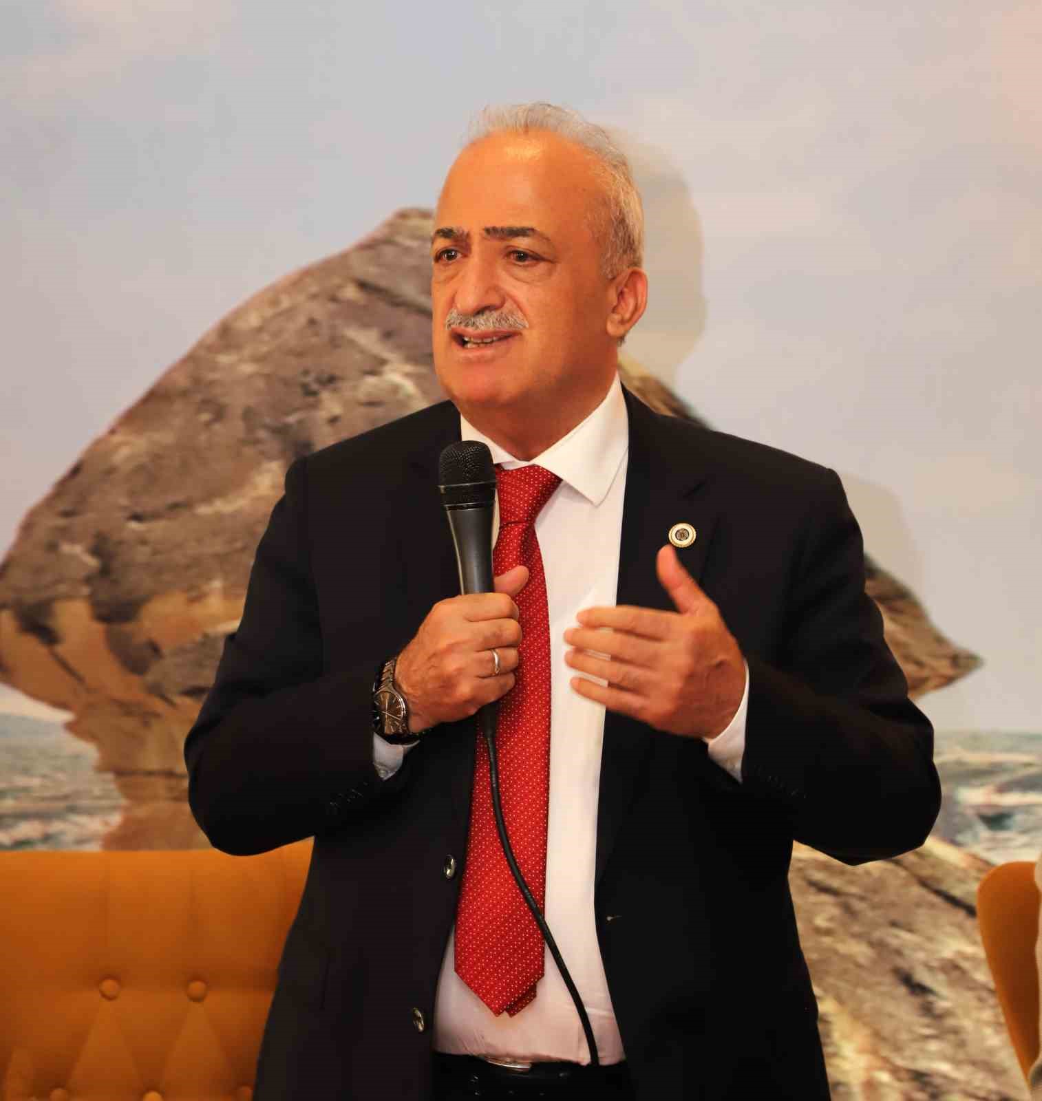 Uluslararası öğrenciler mezuniyet heyecanı yaşadı